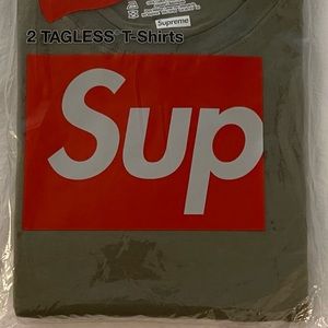 Supreme tshirt pack of 2 olive green collaboration with Hanes.Spring collection